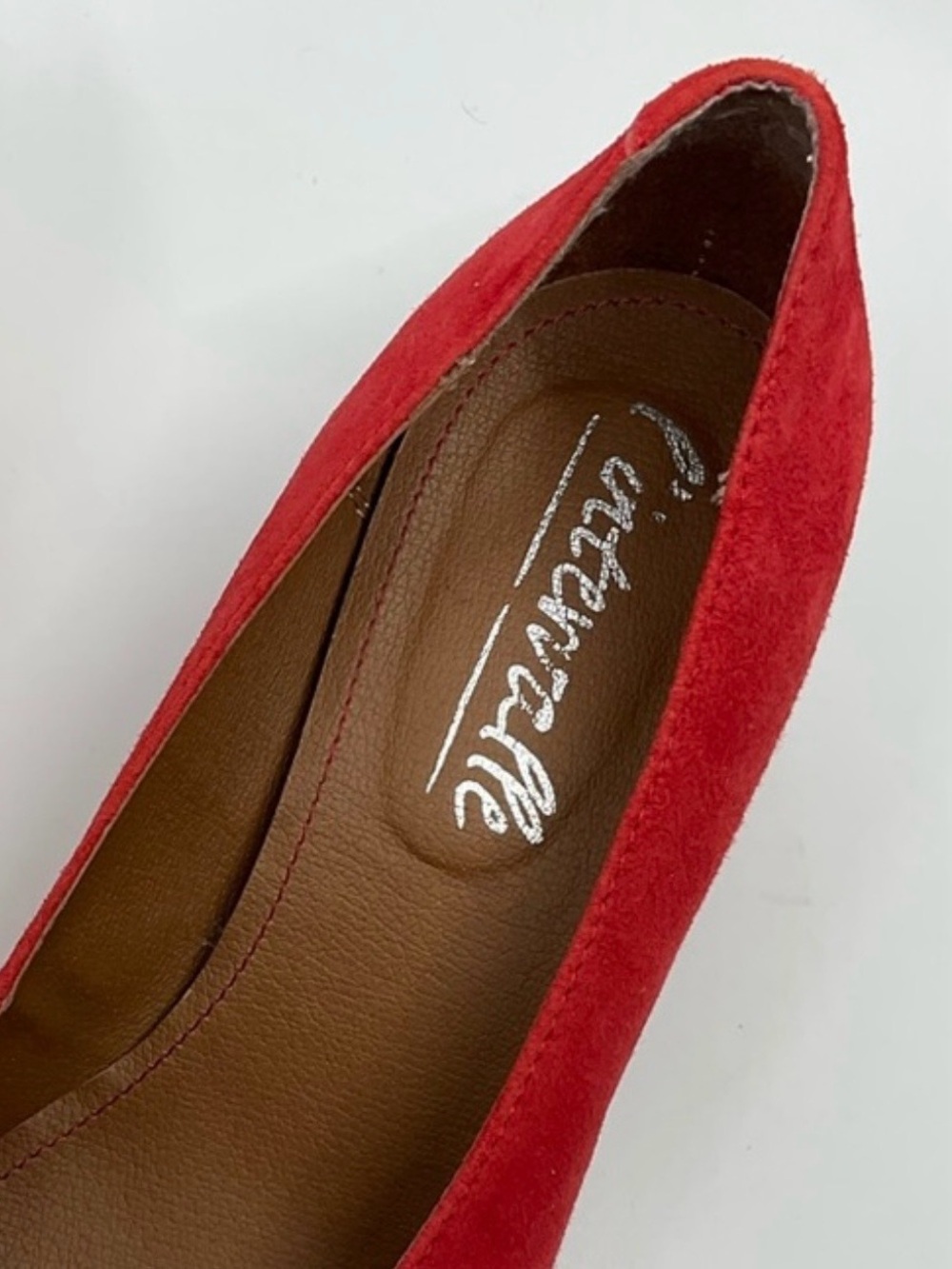 L’intervalle Red Suede Rhinestone Buckle Detail Block Heel Pumps - Picture 4 of 8
